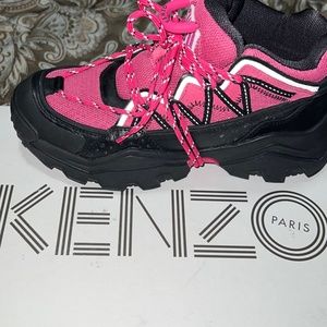 Kenzo kicks